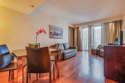 Exe Budapest Center, 