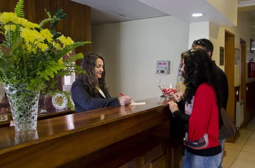 VIP Inn Miramonte Hotel, Reception