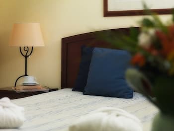 Yellow Praia Monte Gordo Hotel, Room