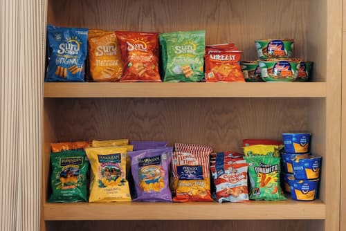 Hotel Triton, Food and drink