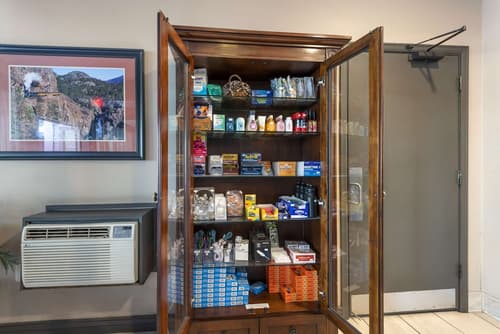 Best Western Plus Rio Grande Inn, Gift shop