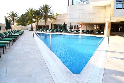 Sheraton Dubai Creek Hotel & Towers, Pool
