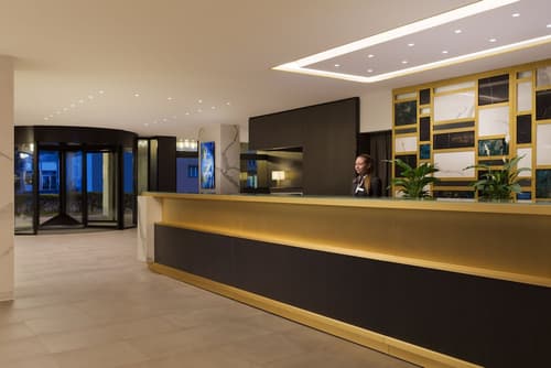 Crowne Plaza Zürich by IHG, Reception