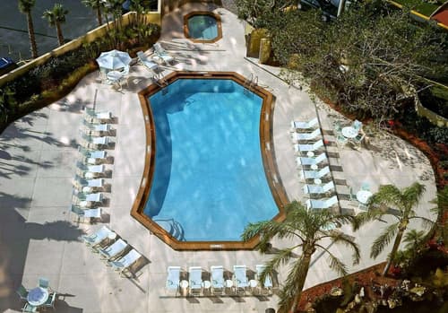 DoubleTree by Hilton Hotel Miami Airport & Convention Center, Pool