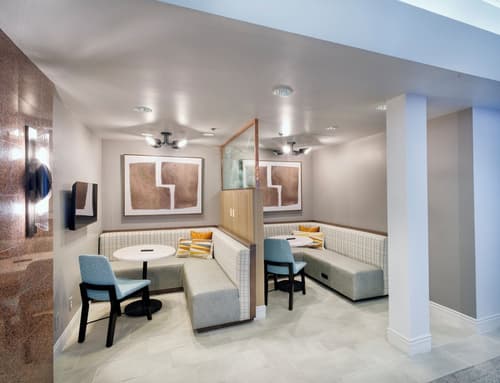 Holiday Inn Resort The Squire at Grand Canyon by IHG, Lobby sitting area