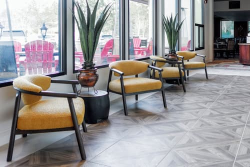 Holiday Inn Resort The Squire at Grand Canyon by IHG, Lobby sitting area