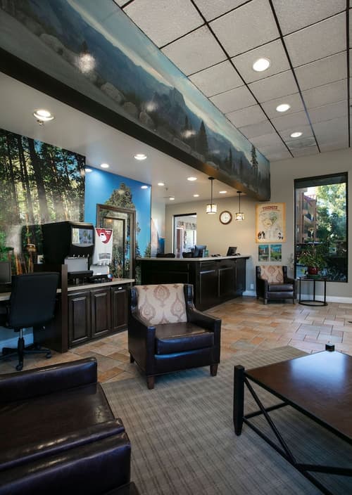 Best Western Plus Yosemite Way Station Motel, Lobby lounge