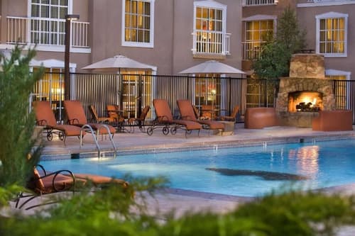 Hilton Santa Fe Historic Plaza, Pool