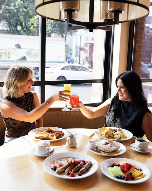 The Bostonian Boston, Food and drink