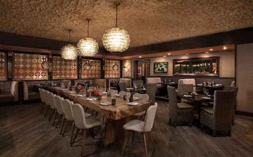 The Garland, Restaurant