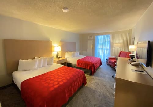 Penticton Lakeside Resort and Conference Centre, Room