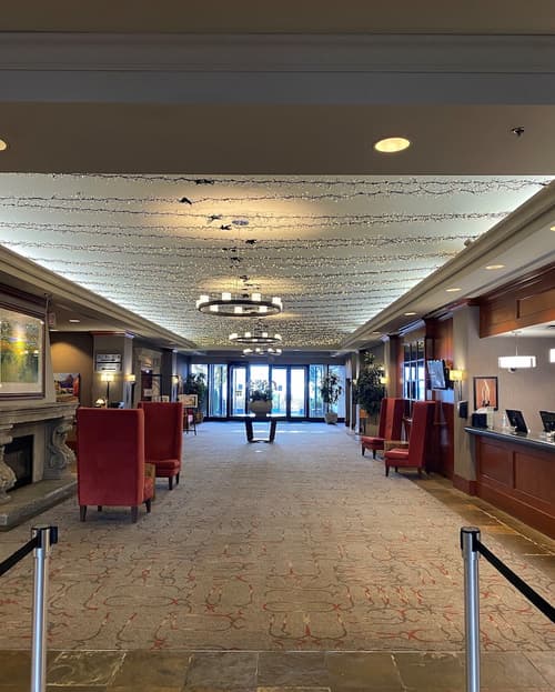 Penticton Lakeside Resort and Conference Centre, Lobby