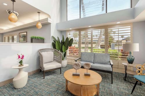 Best Western Cocoa Beach - Port Canaveral, Lobby