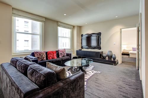 THE MIDLAND HOTEL, Chicago, a Tribute Portfolio Hotel, Room