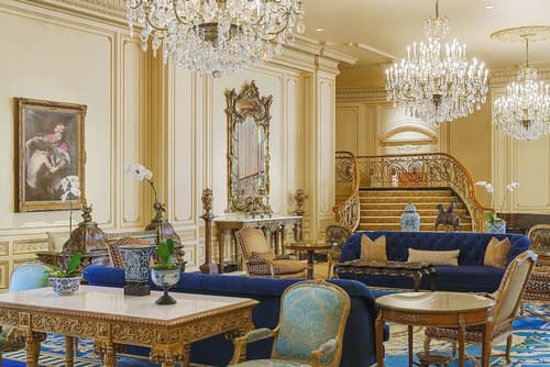 Westgate Hotel, Lobby sitting area