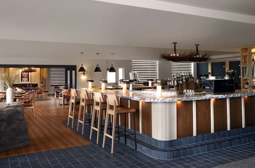 The Crimson Jasper, Restaurant