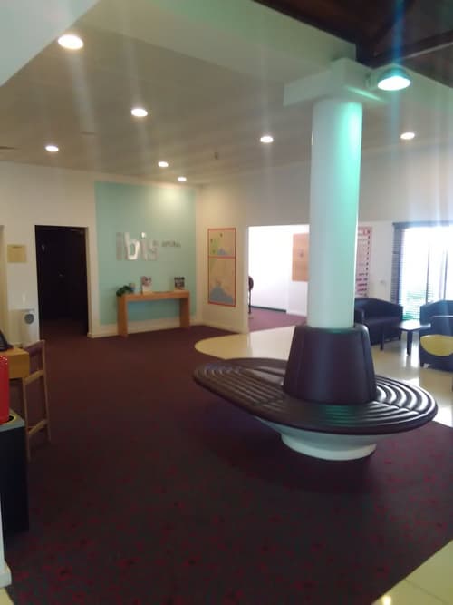 ibis Setubal, Interior entrance