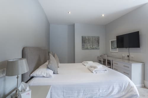 The Conningbrook Hotel, Room