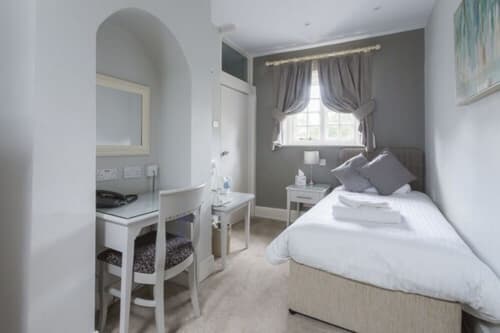 The Conningbrook Hotel, Room