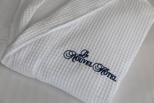 Le Nouvel Hotel, Room