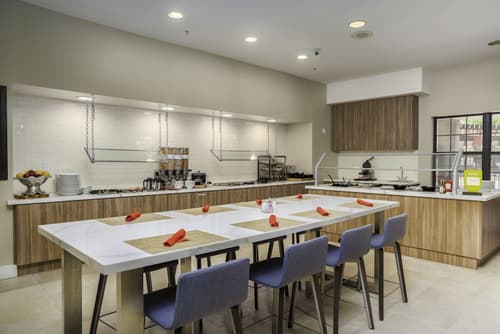 Hilton Garden Inn Phoenix Airport, Restaurant