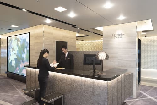 Hotel Granvia Osaka, Reception