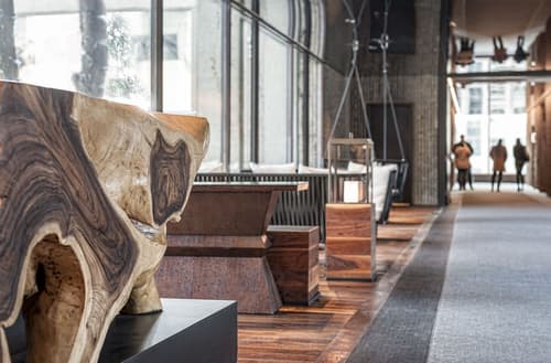 Hotel Bonaventure Montreal, Concierge desk