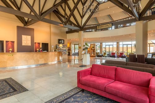 Copthorne Hotel and Resort Queenstown Lakefront, Lobby