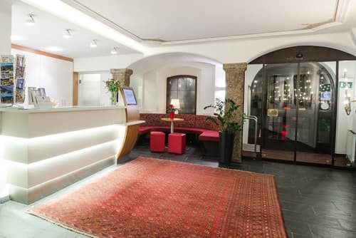 Hotel Mondschein, Lobby