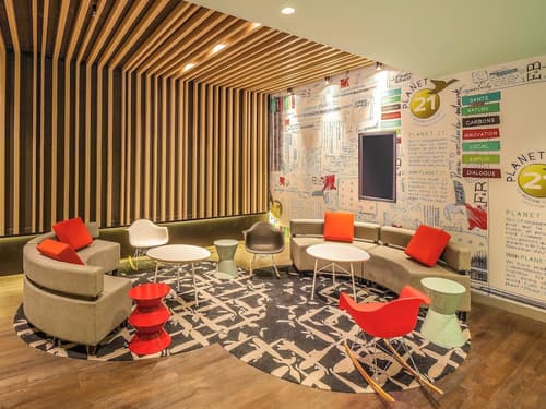 ibis Melbourne Hotel and Apartments, Lobby sitting area