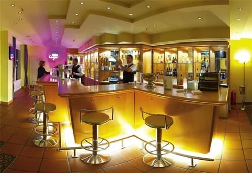 Relexa Hotel Frankfurt/ Main, Bar (on property)