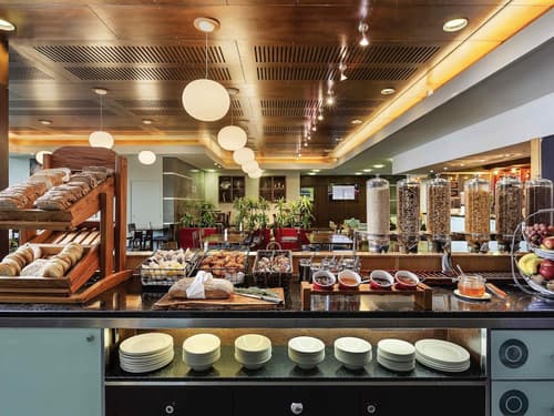 Novotel Wellington, Restaurant