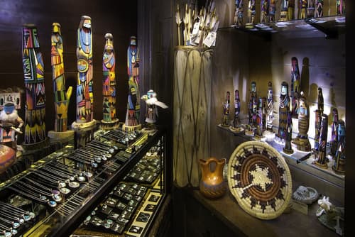 The Grand Hotel at the Grand Canyon, Gift shop