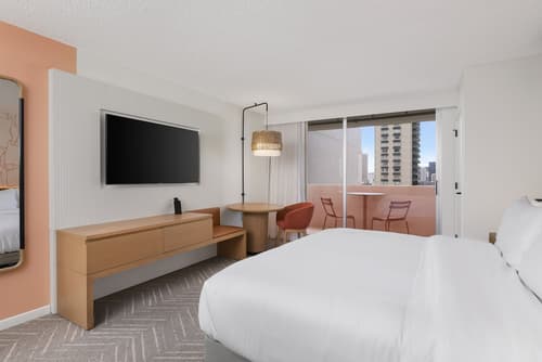 Ambassador Hotel of Waikiki, Tapestry Collection by Hilton, Room