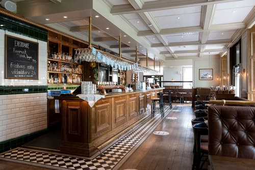 Elite Hotel Knaust, Bar (on property)