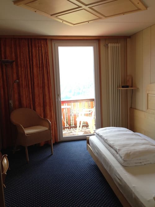 Hotel Bellevue - Traditional Swiss Hideaway, Room