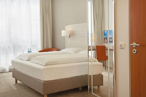 H+ Hotel Berlin Mitte, Room