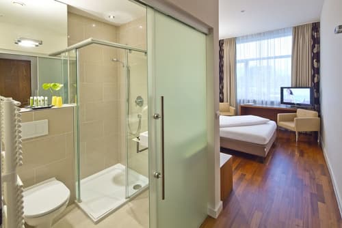 Penz Hotel West, Room