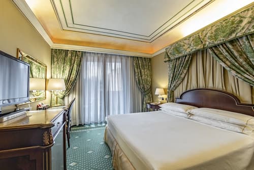 River Château Hotel, Room