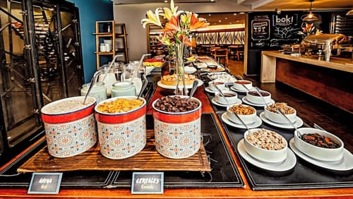 Time Suite - Comfort Apartments, Breakfast meal