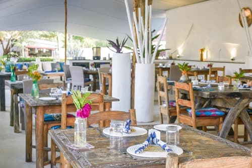 Indigo Beach Zanzibar, Restaurant