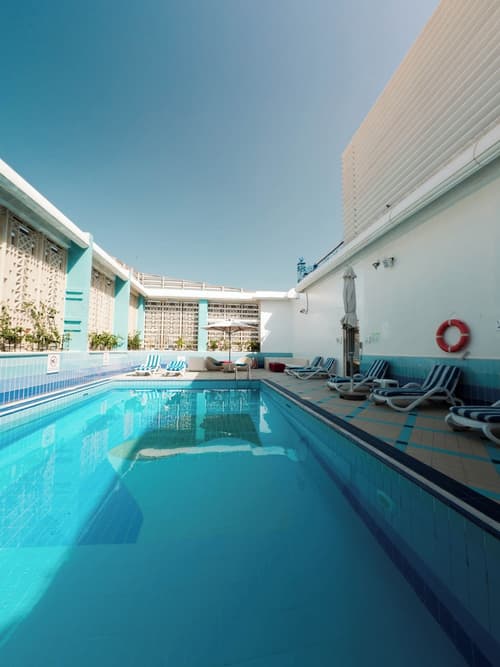 Copthorne Downtown by Millennium, Rooftop pool