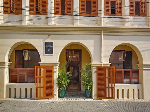 The Fort Printers, Property entrance