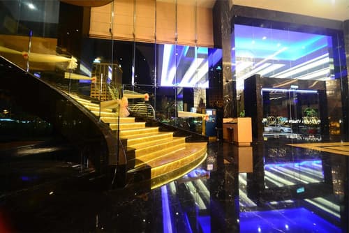 The Light Hotel Penang, Lobby lounge