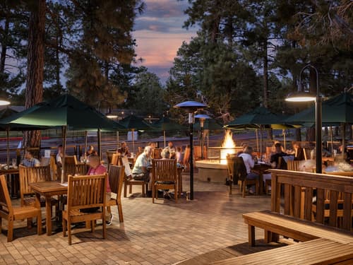 Yavapai Lodge, Primary image