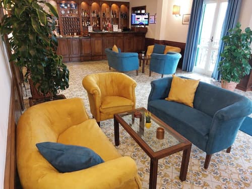 Hotel Mega Mare, Lobby sitting area