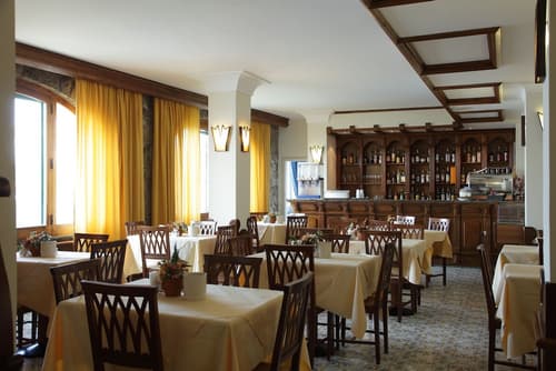 Hotel Mega Mare, Dining