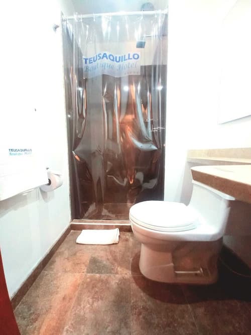Hotel Teusaquillo Boutique, Bathroom