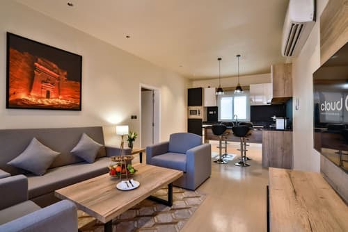 Cloud 7 Residence AlUla, Room