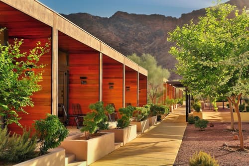 Cloud 7 Residence AlUla, Room